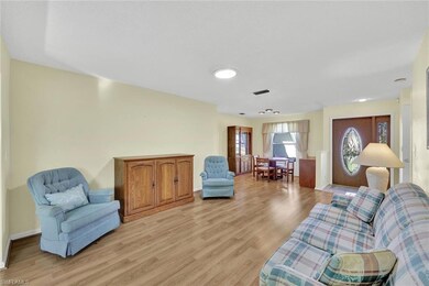 9857 Owlclover St unit 164, Fort Myers, FL 33919 - photo 5