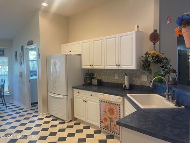 Helena Kitchen
