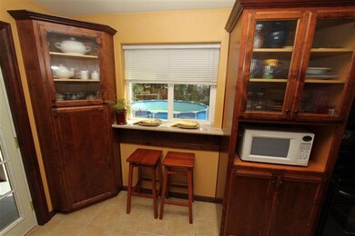 9866 Blackwell Rd, Central Point, OR 97502 - photo 6