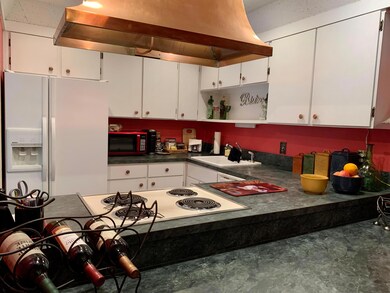 Kitchen Bar