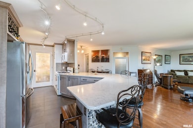 Summit Ridge Condominiums unit 7A, East Moline, IL 61244 - photo 2