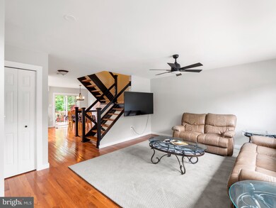 4231 Vals Way, Dumfries, VA 22025 - photo 6