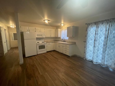 804 Ridgedale Dr, Roscommon, MI 48653 - photo 7