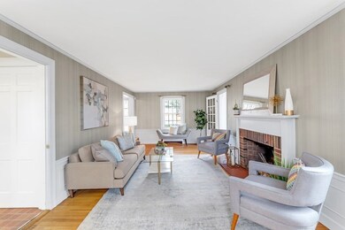 39 Linnet St, West Roxbury, MA 02132 - photo 7