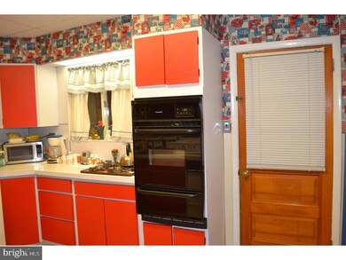 129 Leverington Ave, Philadelphia, PA 19127 - photo 7