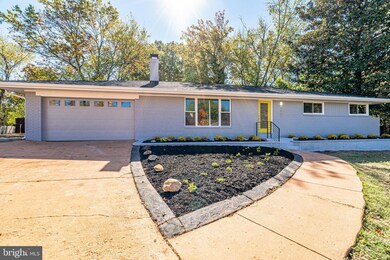 1001 Woods Place, Alexandria, VA 22302 - photo 2