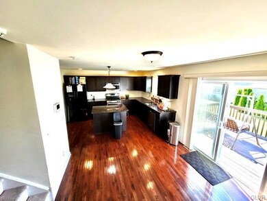 867 S Fork Dr, Easton, PA 18040 - photo 3