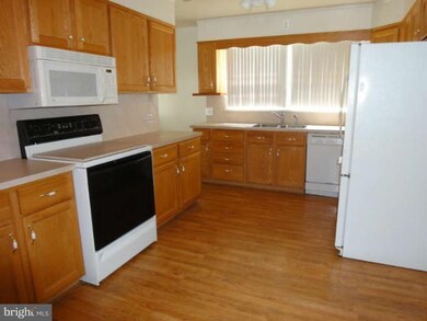 9411 All Saints Rd, Laurel, MD 20723 - photo 3