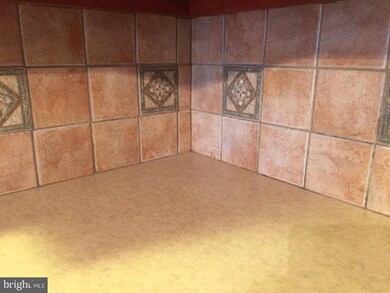 735 E Elm St, Palmyra, PA 17078 - photo 5