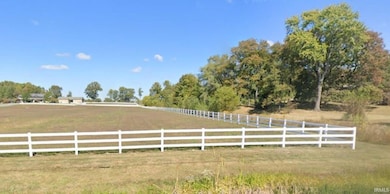 1209 Saddlebrooke Cir, Chandler, IN 47610 - photo 3