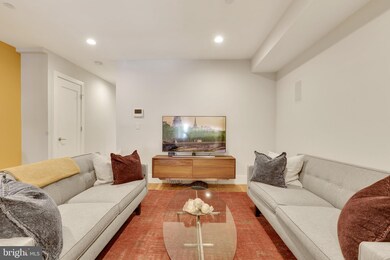 711 Jackson St NE unit 1, Washington, DC 20017 - photo 4