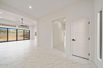 8-web-or-mls-824 S Garfield Ave - MLS Im