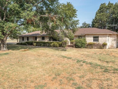 2728 E Highway 34, Ennis, TX 75119 - photo 4