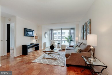 Dupont East Condominium unit 704, Washington, DC 20036 - photo 4