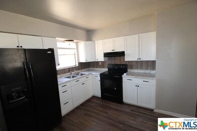 2402 Live Oak Dr, Copperas Cove, TX 76522 - photo 6