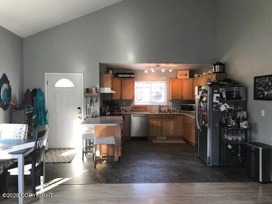 5761 College Dr unit B, Anchorage, AK 99504 - photo 2