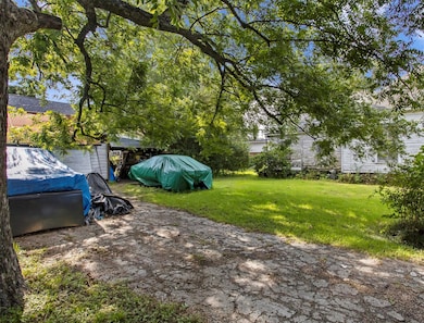 814 Columbia St, Houston, TX 77007 - photo 6