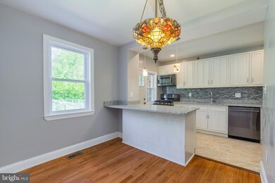 4215 Towanda Ave, Baltimore, MD 21215 - photo 6