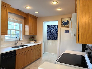 Kitchen & pantry/laundry area