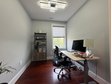 92 Dothan St, Arlington, MA 02474 - photo 7