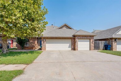11901 SW 17th St, Yukon, OK 73099 - photo 4