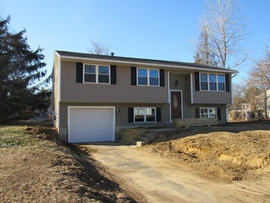 7 Hannum Brook Dr, Easthampton, MA 01027 - photo 4