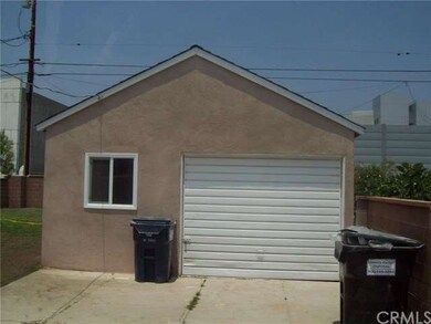 1665 E 122nd St, Los Angeles, CA 90059 - photo 7