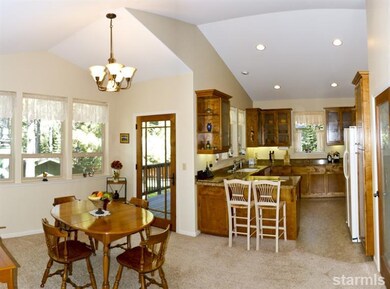 1859 Susquehana Dining and Kitchen