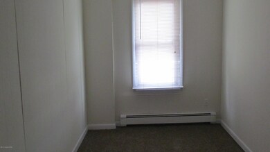 65 N 3rd St, Stroudsburg, PA 18360 - photo 2