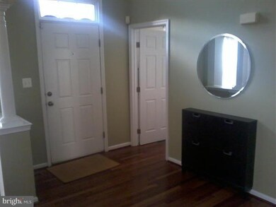 8406 Hillview Rd, Hyattsville, MD 20785 - photo 3