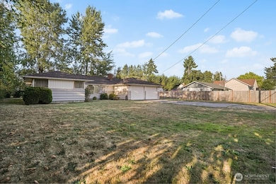 1301 99th St E, Tacoma, WA 98445 - photo 3
