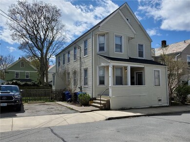 28 Newport Ave unit 1, Newport, RI 02840 - photo 2