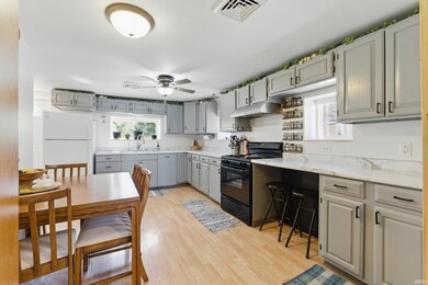 2409 S Stone St, Albion, IN 46701 - photo 5