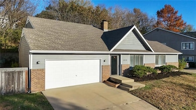 2018 Crossgate Dr, Lawrence, KS 66047 - photo 2