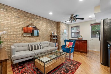 4820 N Hoyne Ave unit 1, Chicago, IL 60625 - photo 2