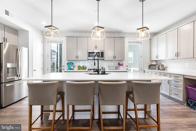 18238 Summit Pointe Dr, Dumfries, VA 22026 - photo 7