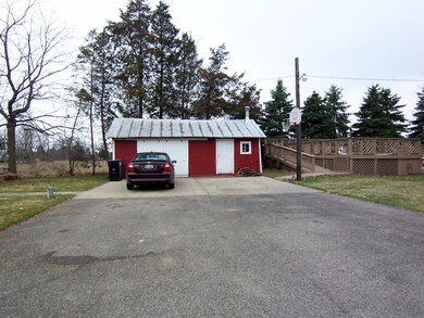 125 131st Ave, Wayland, MI 49348 - photo 4