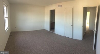 518 Hemsing Cir, Souderton, PA 18964 - photo 5