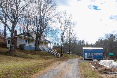 34 Little Bo Ln, Leicester, NC 28748 - photo 2