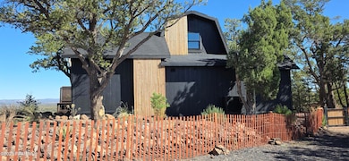 8200 W Rolling Ridge Rd, Ash Fork, AZ 86320 - photo 2