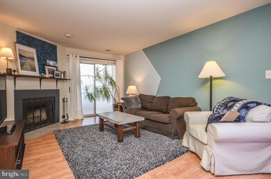 19949 Appledowre Cir, Germantown, MD 20876 - photo 4