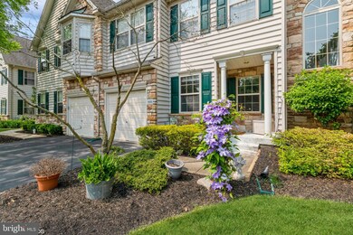 1835 Creekview Ln unit PVT, Jamison, PA 18929 - photo 2