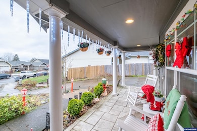 920 Filbert St, Brownsville, OR 97327 - photo 5