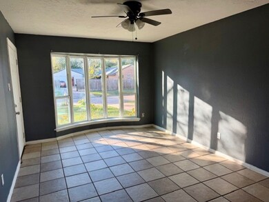 15242 Dogwood Tree St, Houston, TX 77060 - photo 2