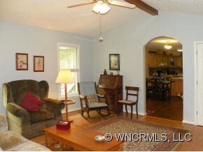 86 Fox Run Dr, Hendersonville, NC 28792 - photo 5