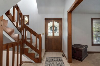 1091 E Highpoint St-9