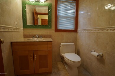 9 Hidden Pond Ln, Holmdel, NJ 07733 - photo 7