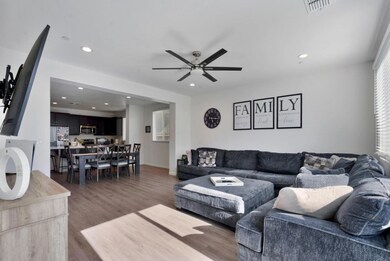 453 Daffodil Dr, Merced, CA 95341 - photo 5