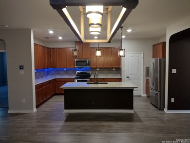 11212 Hill Top Loop, Helotes, TX 78023 - photo 6