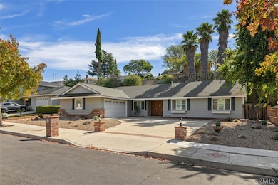 190 Lucero St, Thousand Oaks, CA 91360 - photo 2